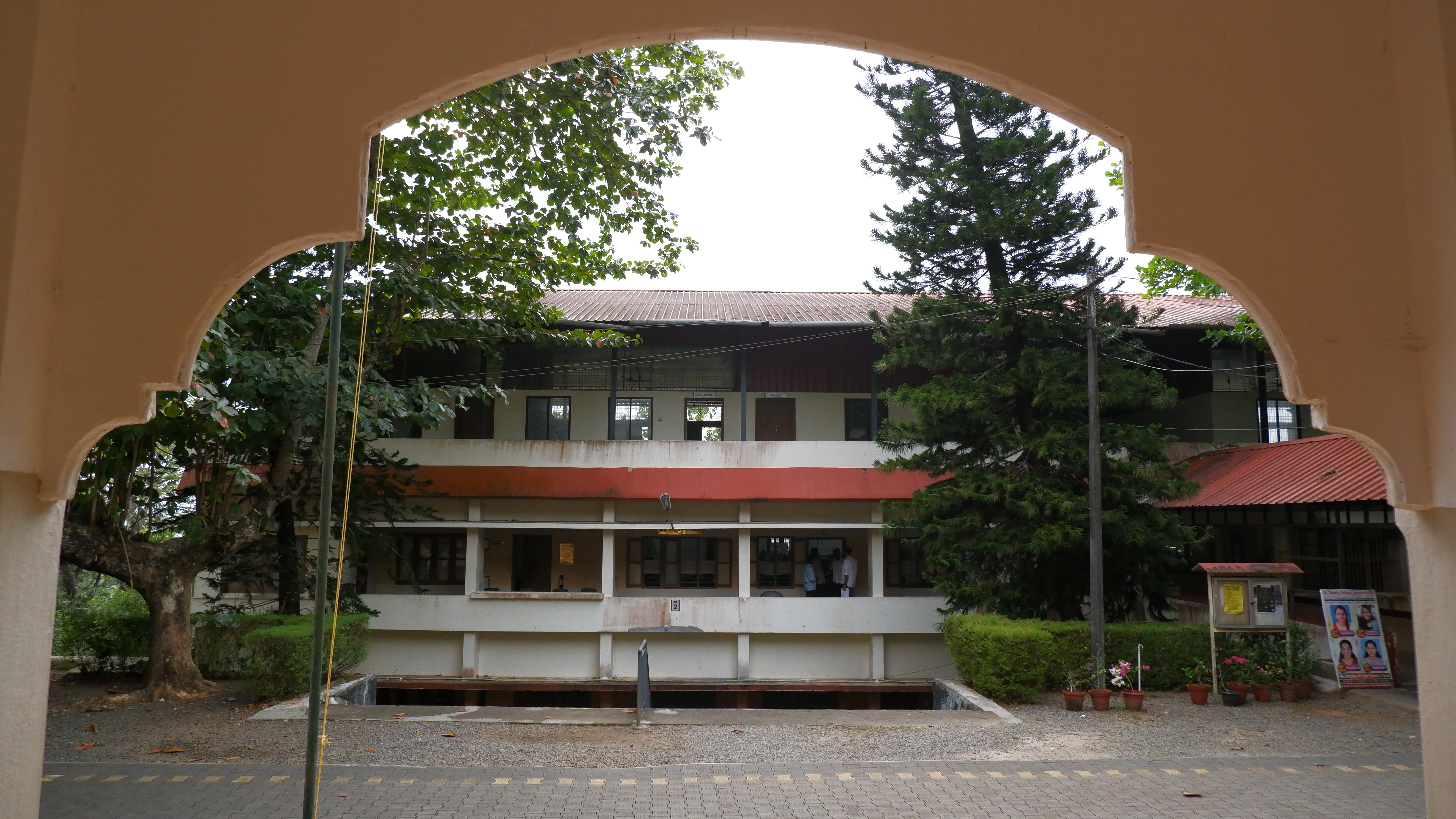 St.Thomas College